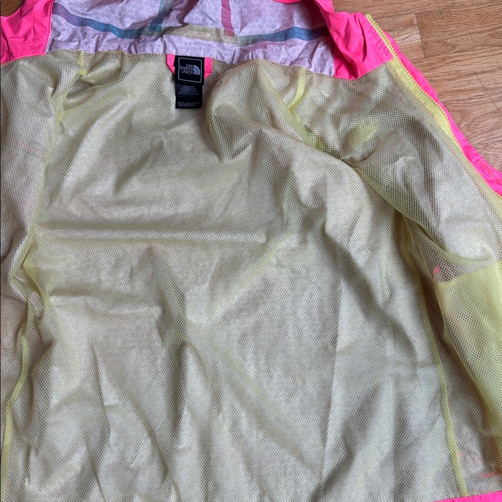 The North Face Kids Bright Pink Raincoat - Picture 4 of 10